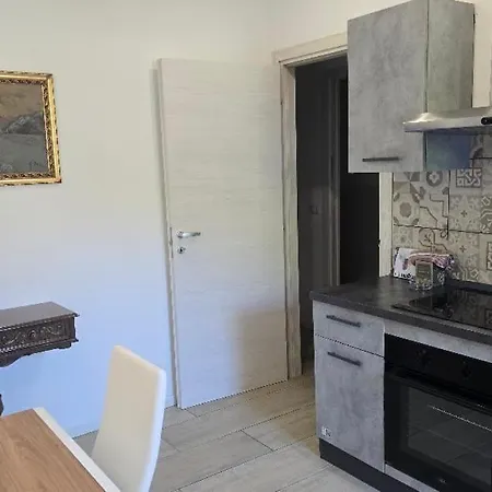 Casa Muggio 아파트 *